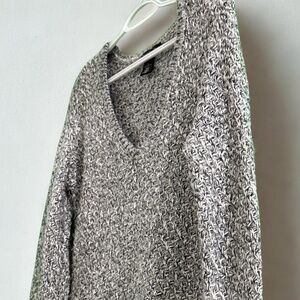 White House Black Market Marled V-Neck Sweater - Size S